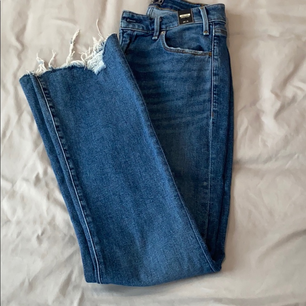 Abercrombie high rise ankle flair NWT